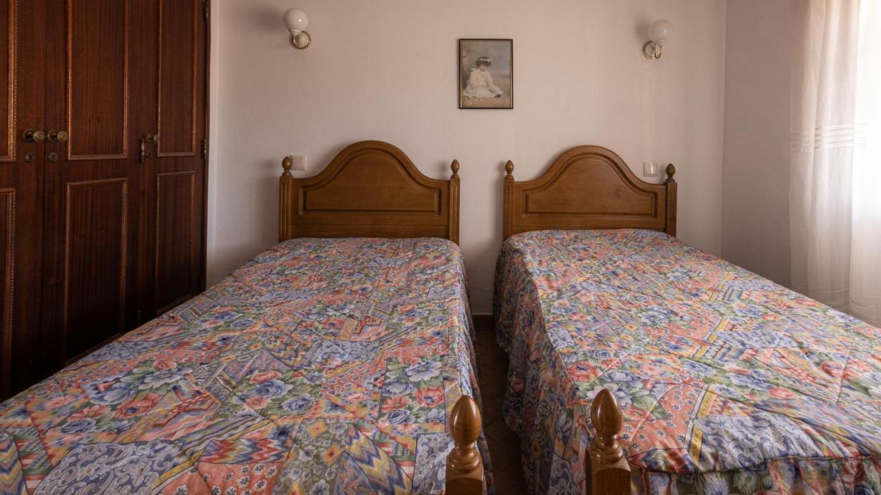 Apartamento Tio Pedro - By Bedzy アルブフェイラ エクステリア 写真