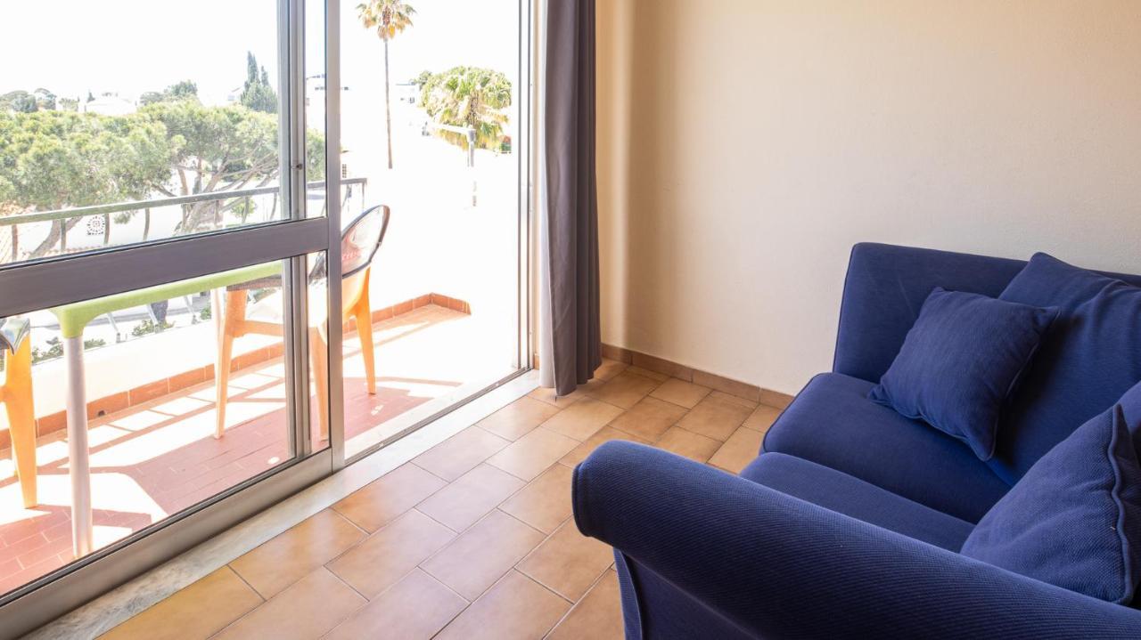 Apartamento Tio Pedro - By Bedzy アルブフェイラ エクステリア 写真